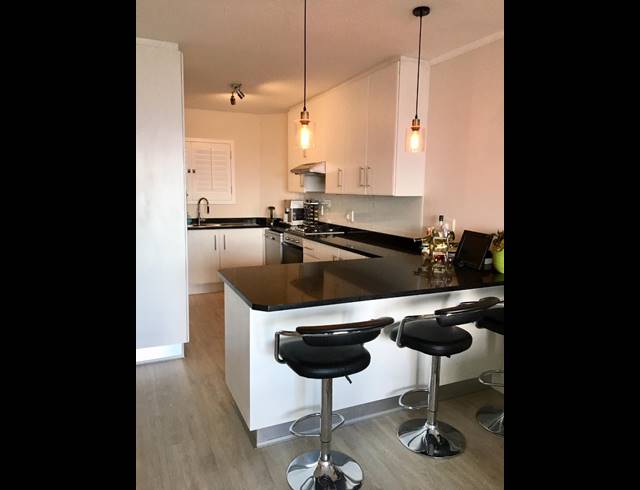 2 BEDROOM APARTMENT RENTED IN SUMMERSTRAND